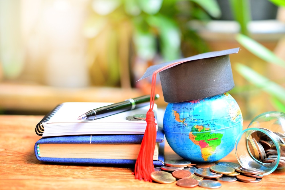 study-abroad-scholarships-1
